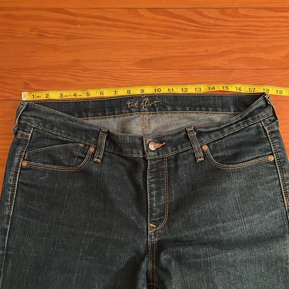 The Flirt Blue Jeans - Picture 3 of 12